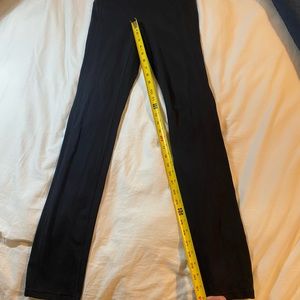 Women’s Black Athleta pant, small and tall!
